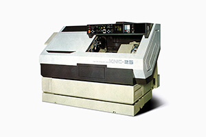 6軸制御CNC自動旋盤 KNC-25